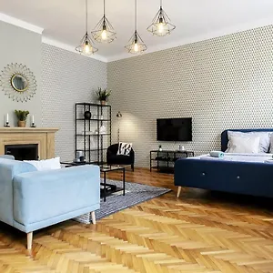 Cubistic Eliska / Jewish Quarter / Old Town Apartamento