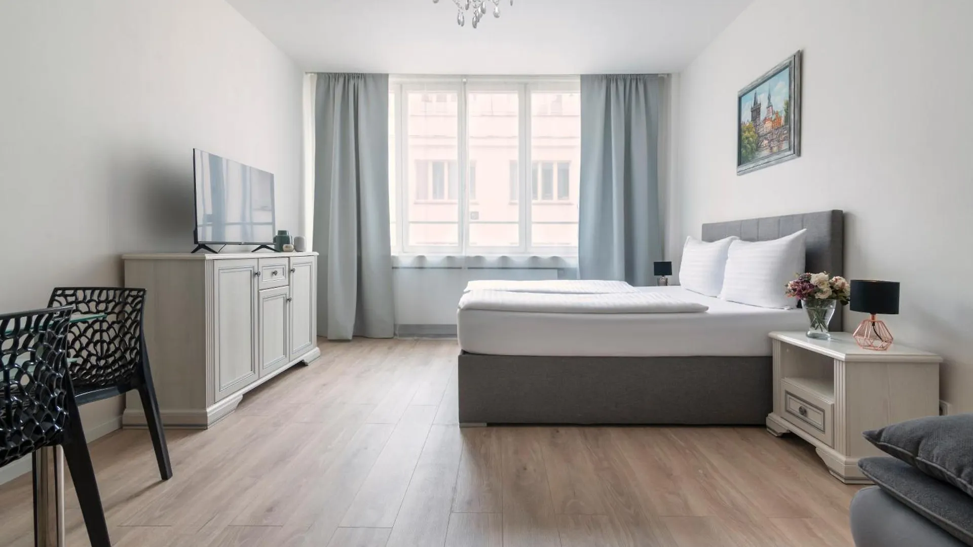 Prague Serenity Suites And Apartments
